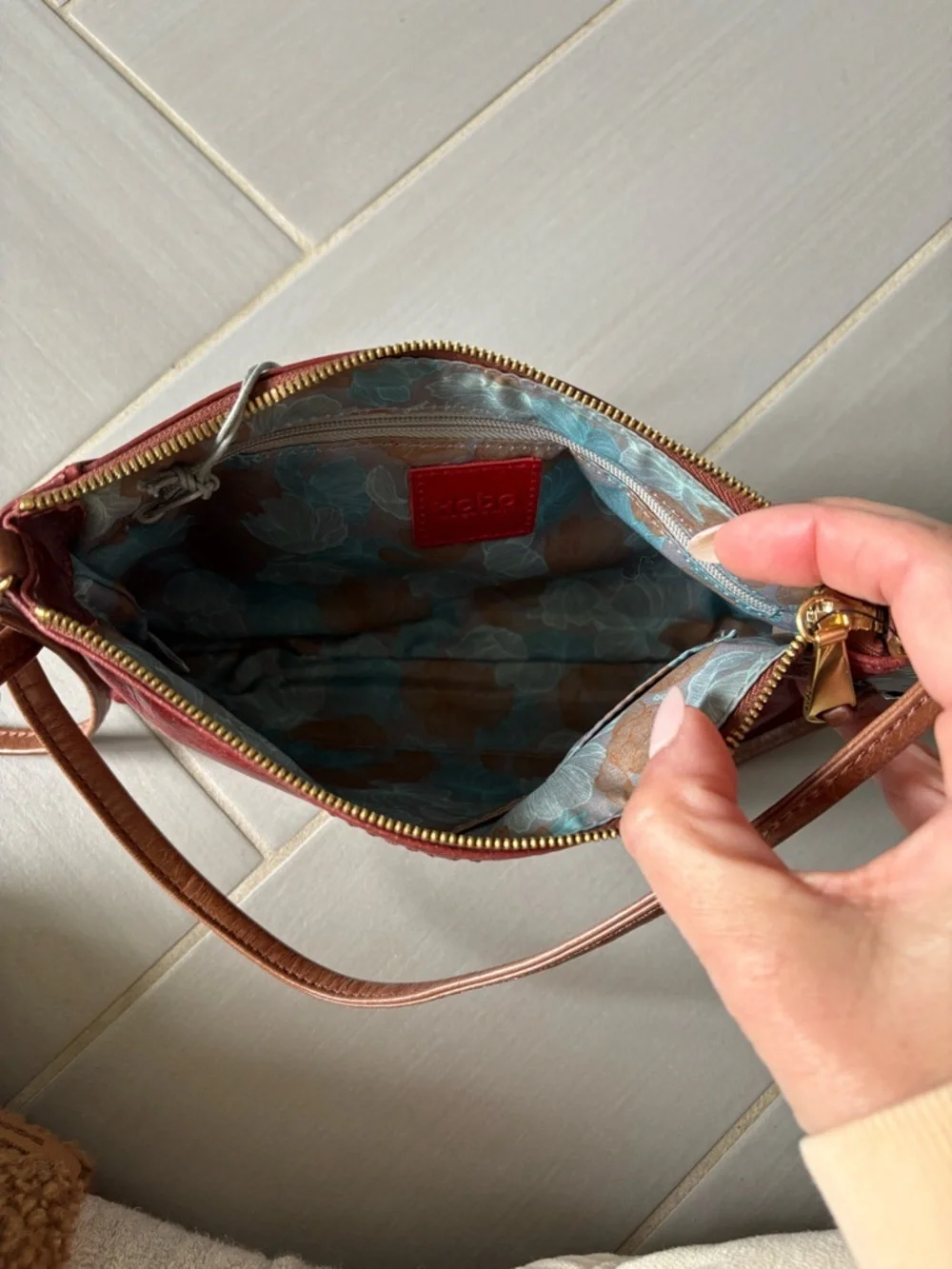 HOBO Darcy Crossbody Polished Leather | Crossbody and Shoulder Bag